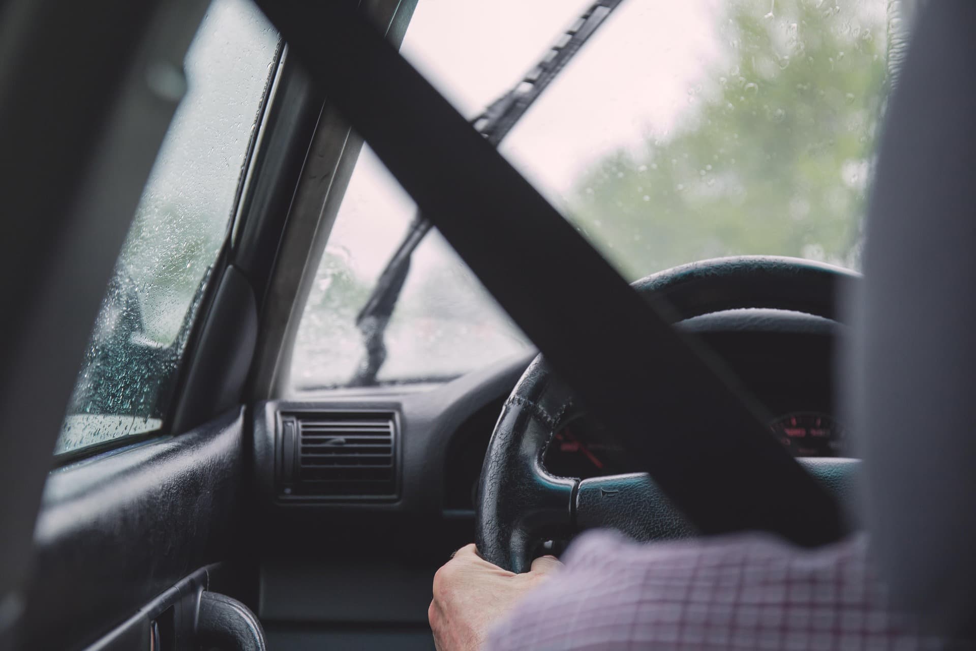 Driving a car with a seatbelt on